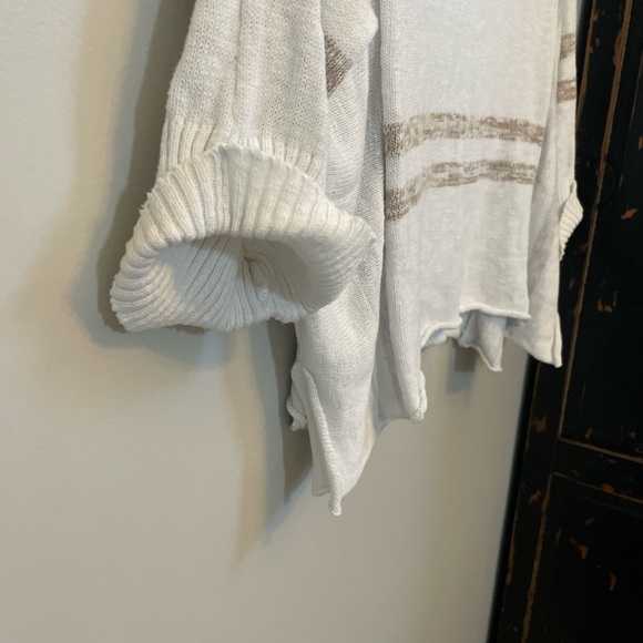 By Together White and Tan Striped Sweatshirt - Picture 3 of 5